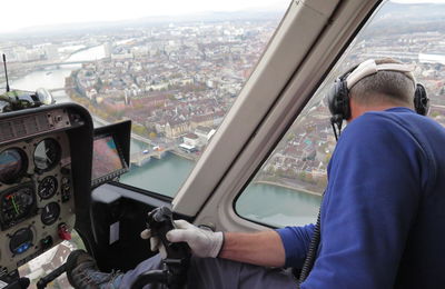 Helikoptermontage in Basel